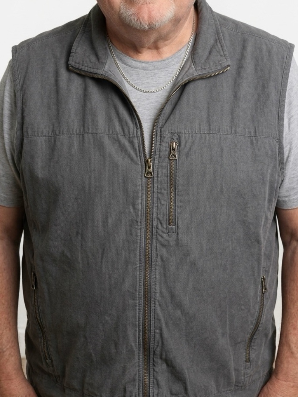 Orvis Charcoal Zip-Front Utility Vest